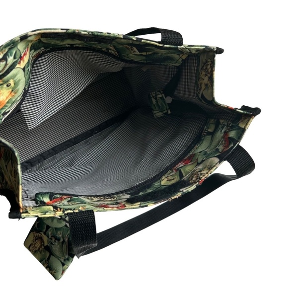 Canvas Shoulder / Tote Bag with Matching Change Purse FROGS! - Picture 12 of 16